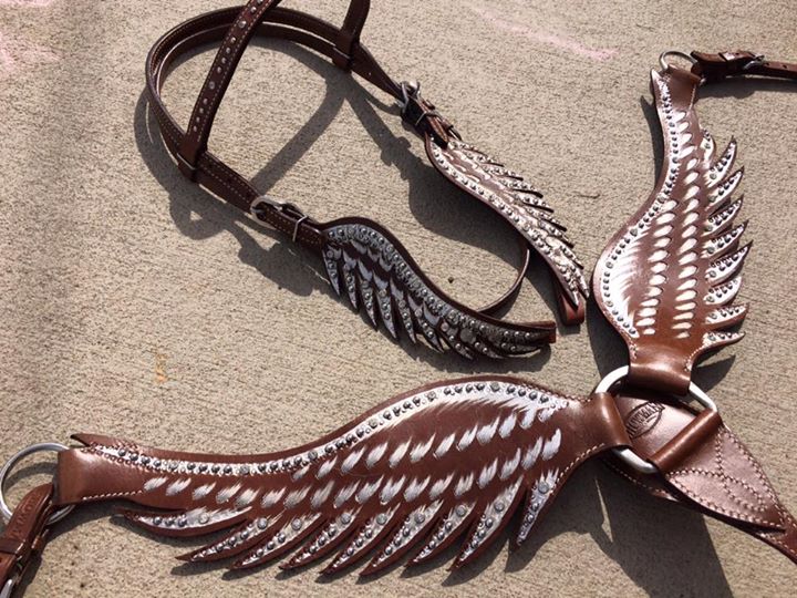 Showman MEDIUM OIL Angel Wing Leather Headstall & Breast Collar Set HORSE TACK! 